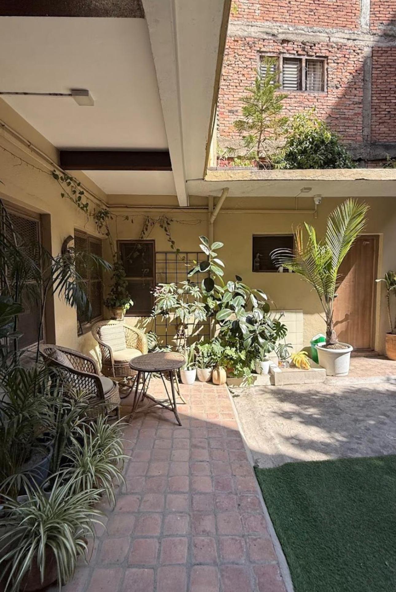 Apartamento The Melo Pomelo Courtyard. Katmandú Exterior foto